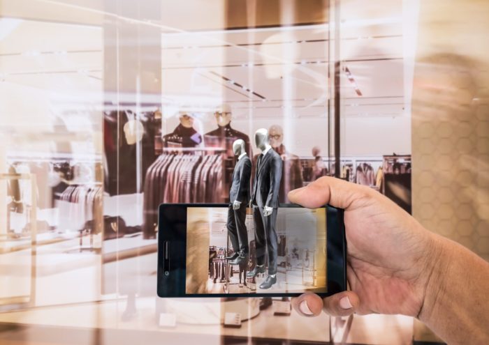 The Future of Augmented Reality in Retail and Marketing